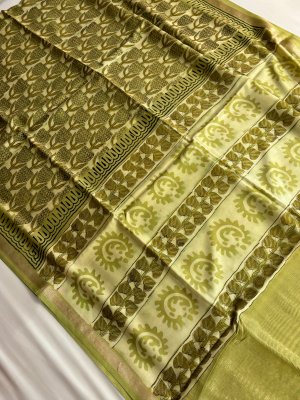 Luxurious Green Modal Muslin Sarees - Elegant & Comfortable | Vardhman