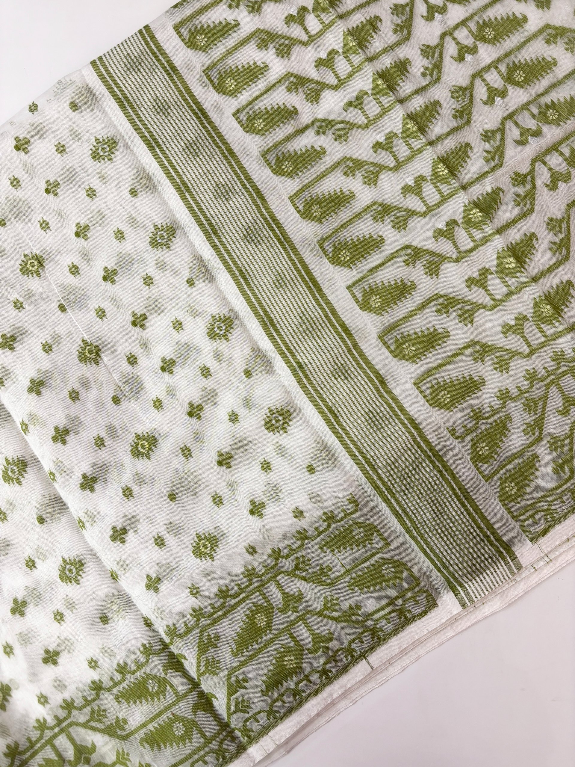 White and Green Dhakai Jamdani Saree 