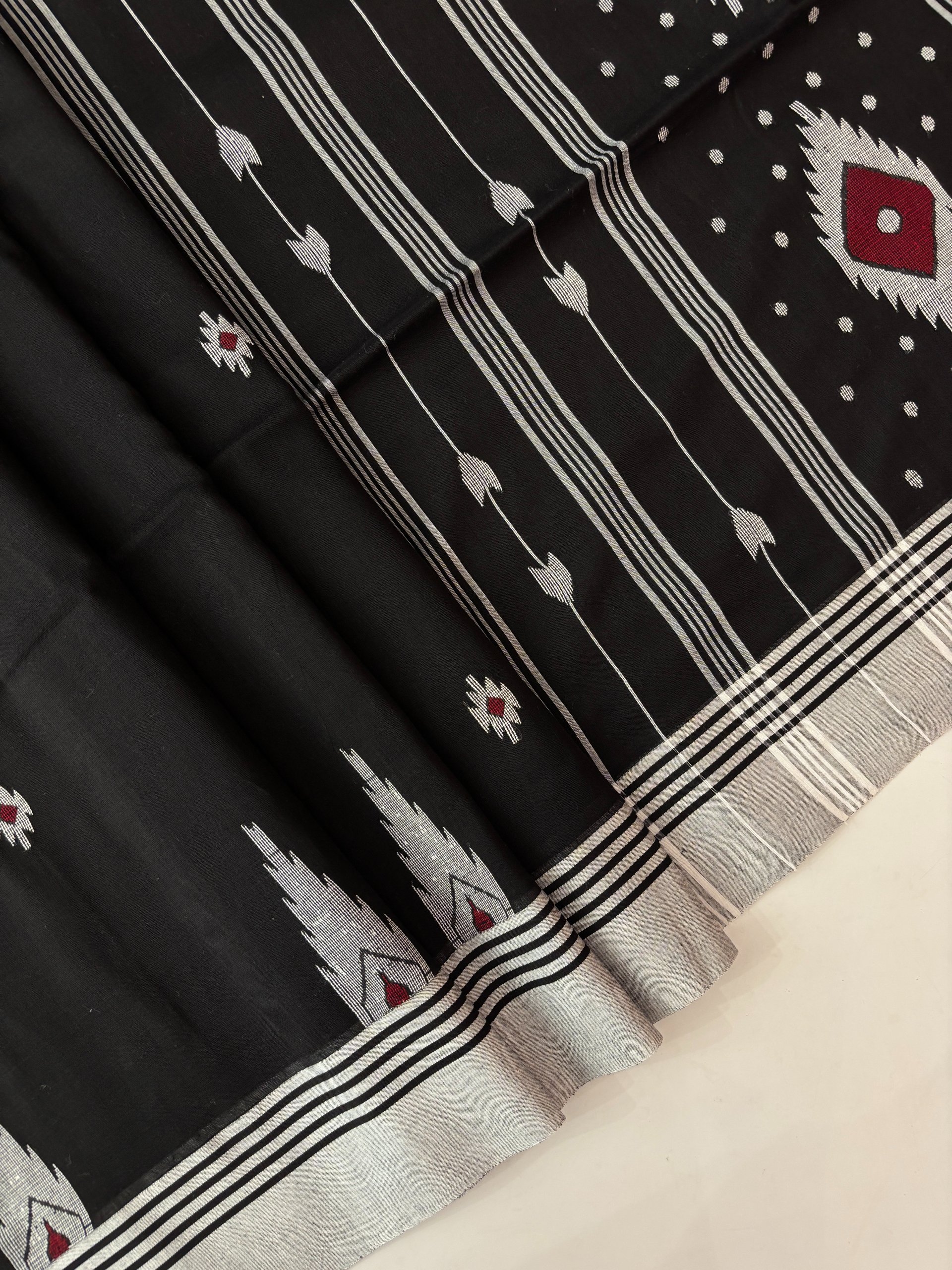 Black Handwoven Pure Khadi Cotton Jamdani Saree
