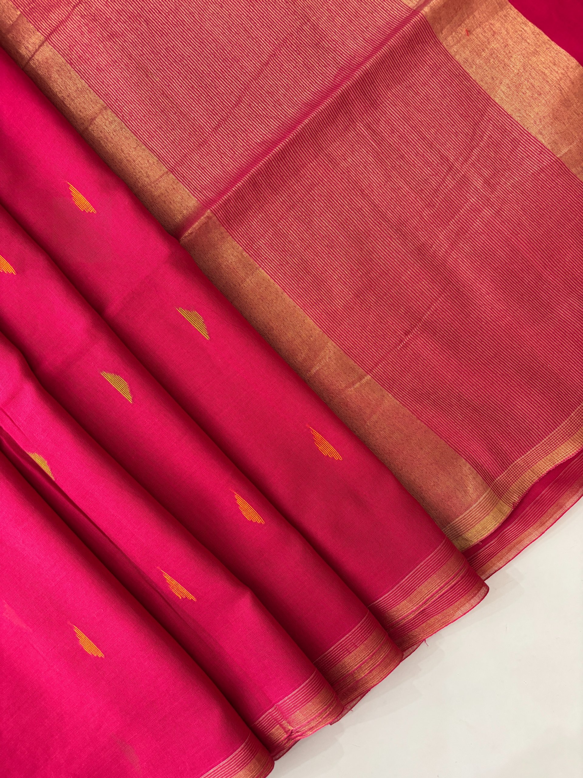 Pink Handwoven  Bengal Cotton Saree