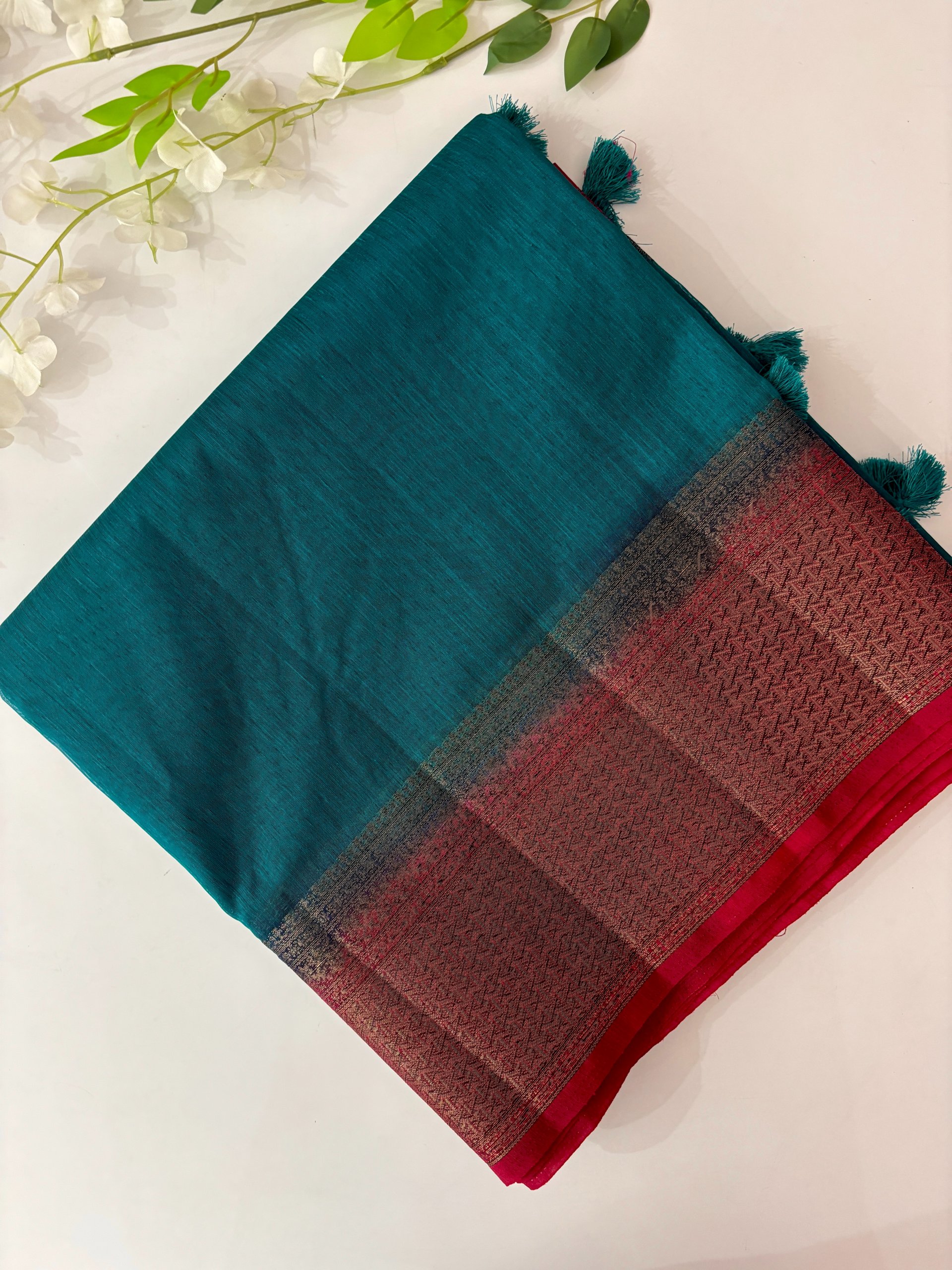 Rama Green Banarasi Jute Linen Silk Saree