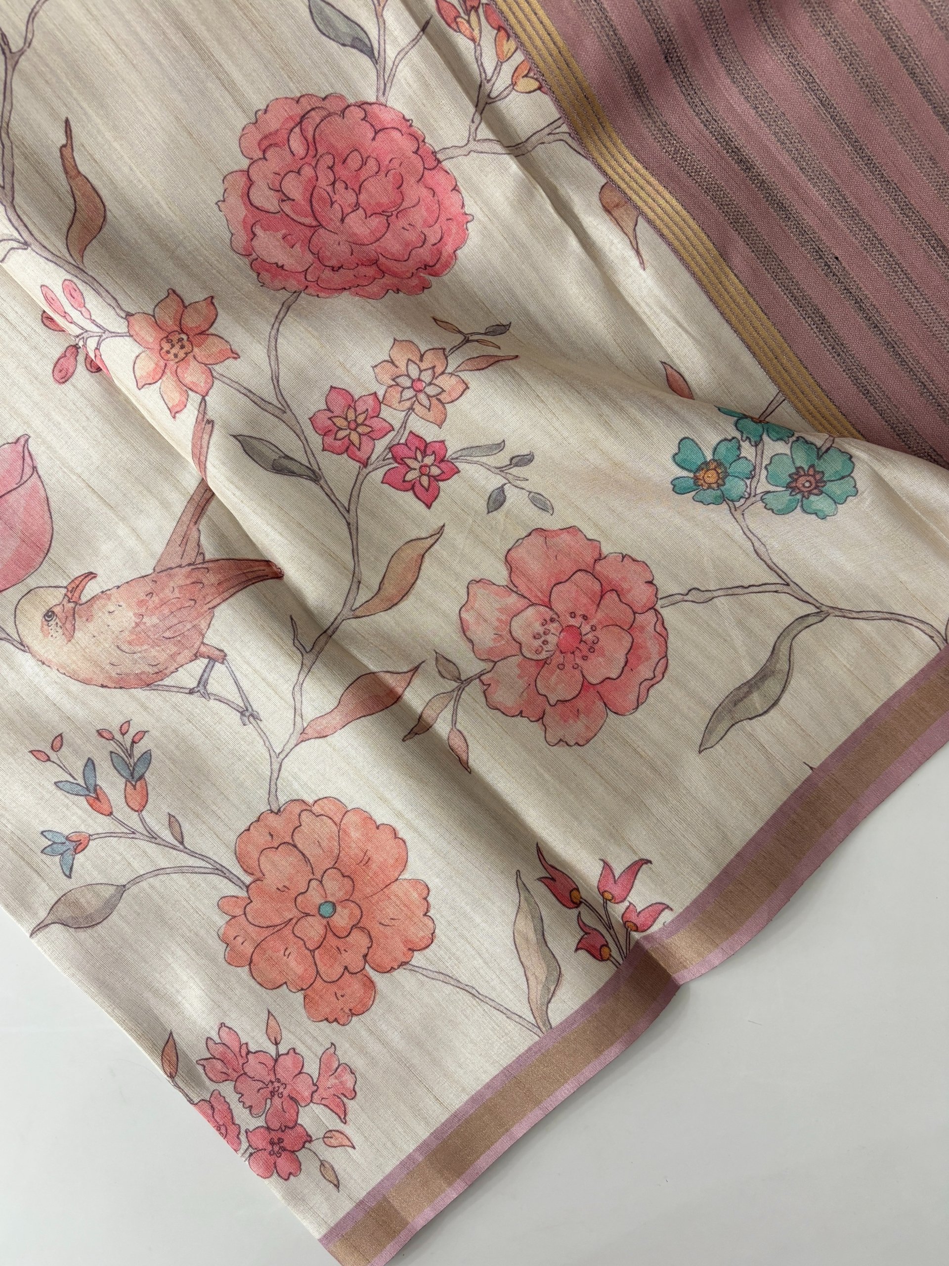 Print Tussar Silk Saree.