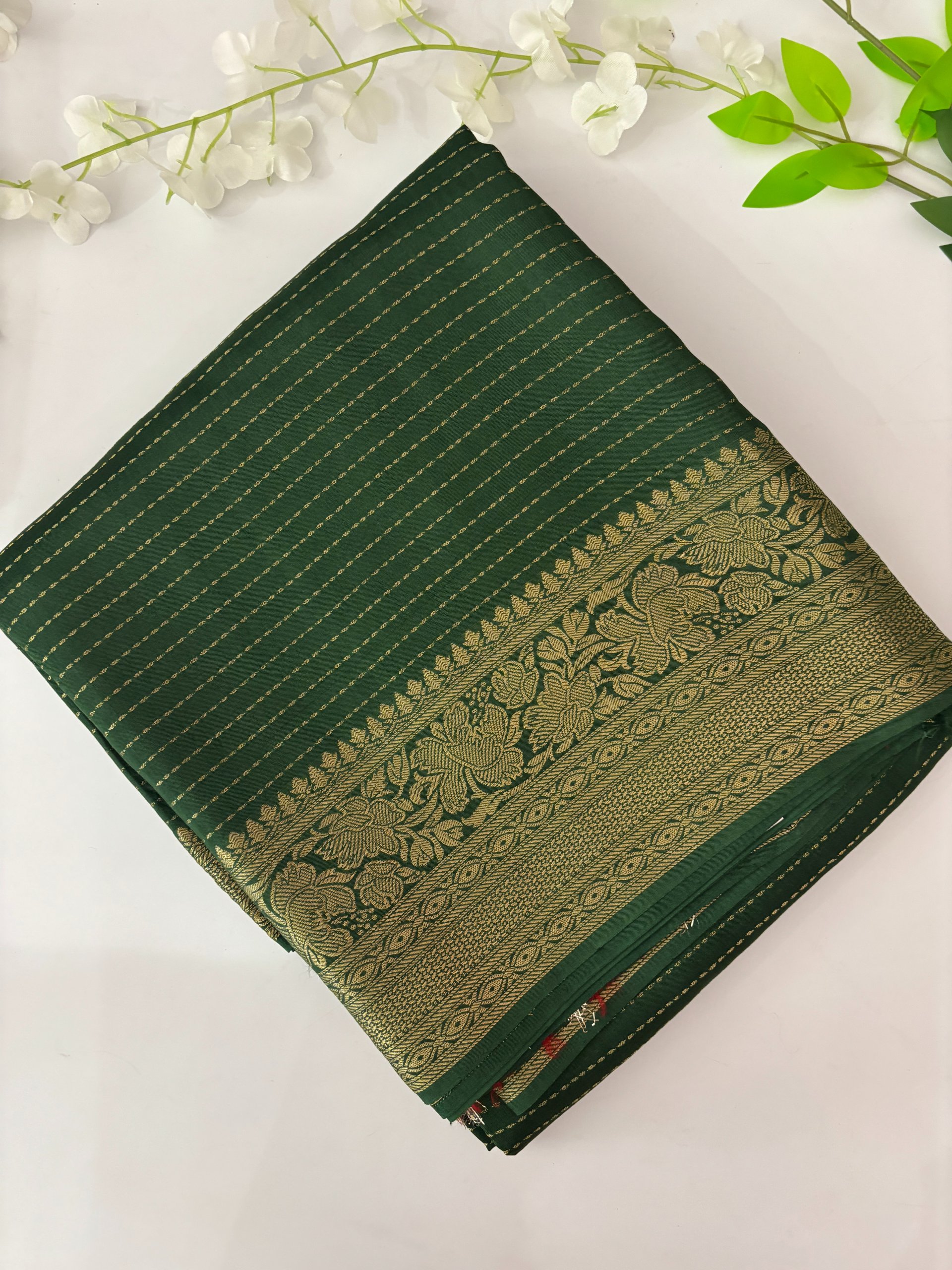 Green Lining Banarasi Viscose Silk Saree