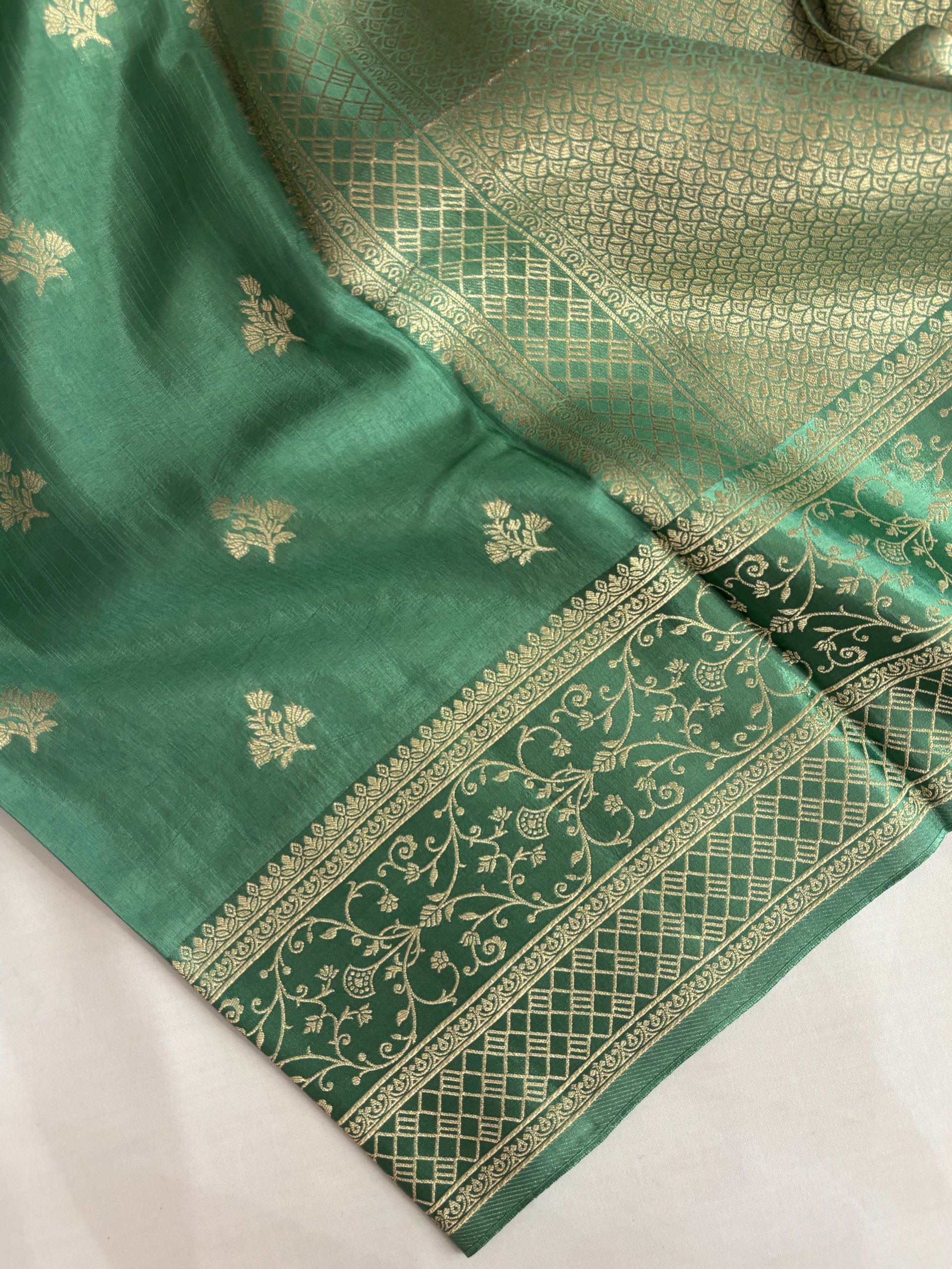 Pista Mashru Silk Saree