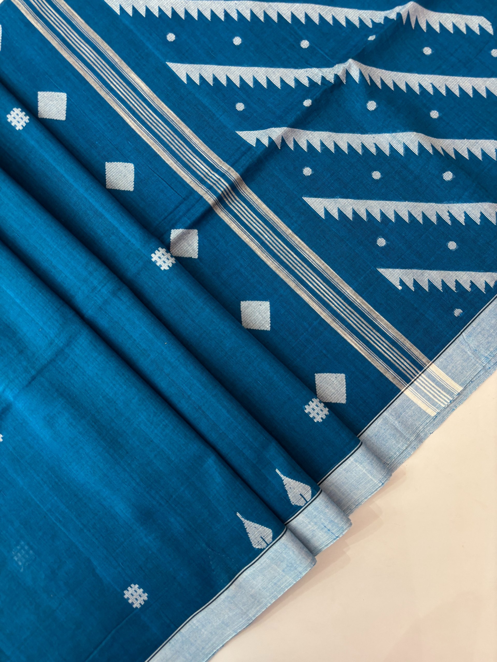 Blue Handwoven Pure Khadi Cotton Jamdani Saree