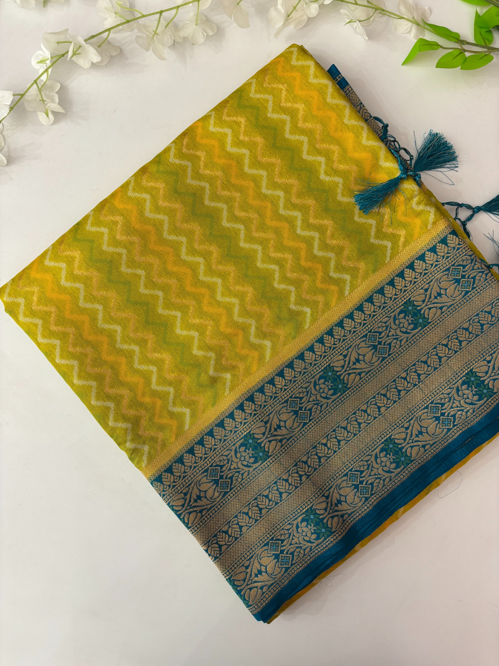 Parrot Green Banarasi Patola Saree