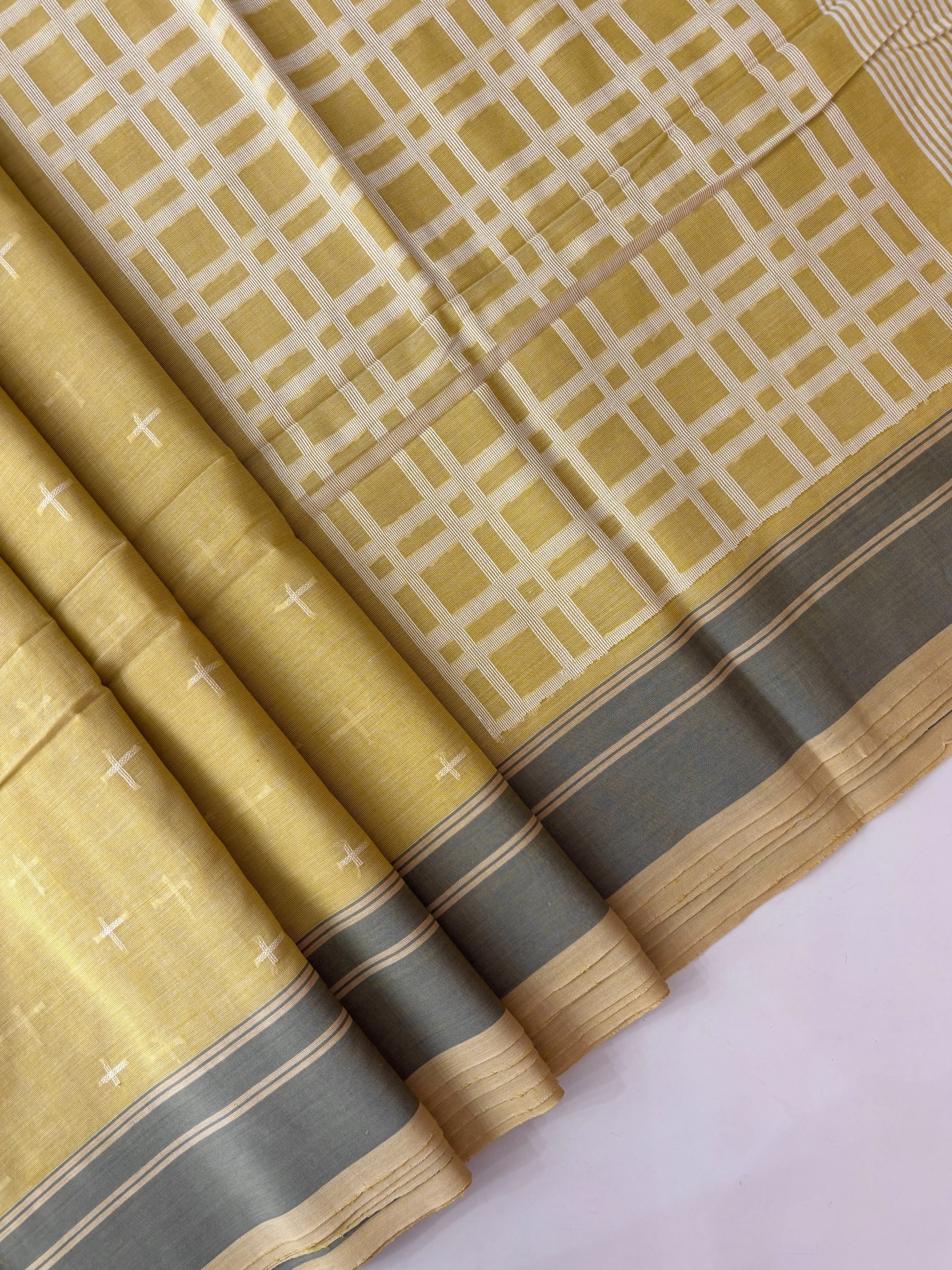 Light Yellow Pure Handloom Jamdani Cotton Saree