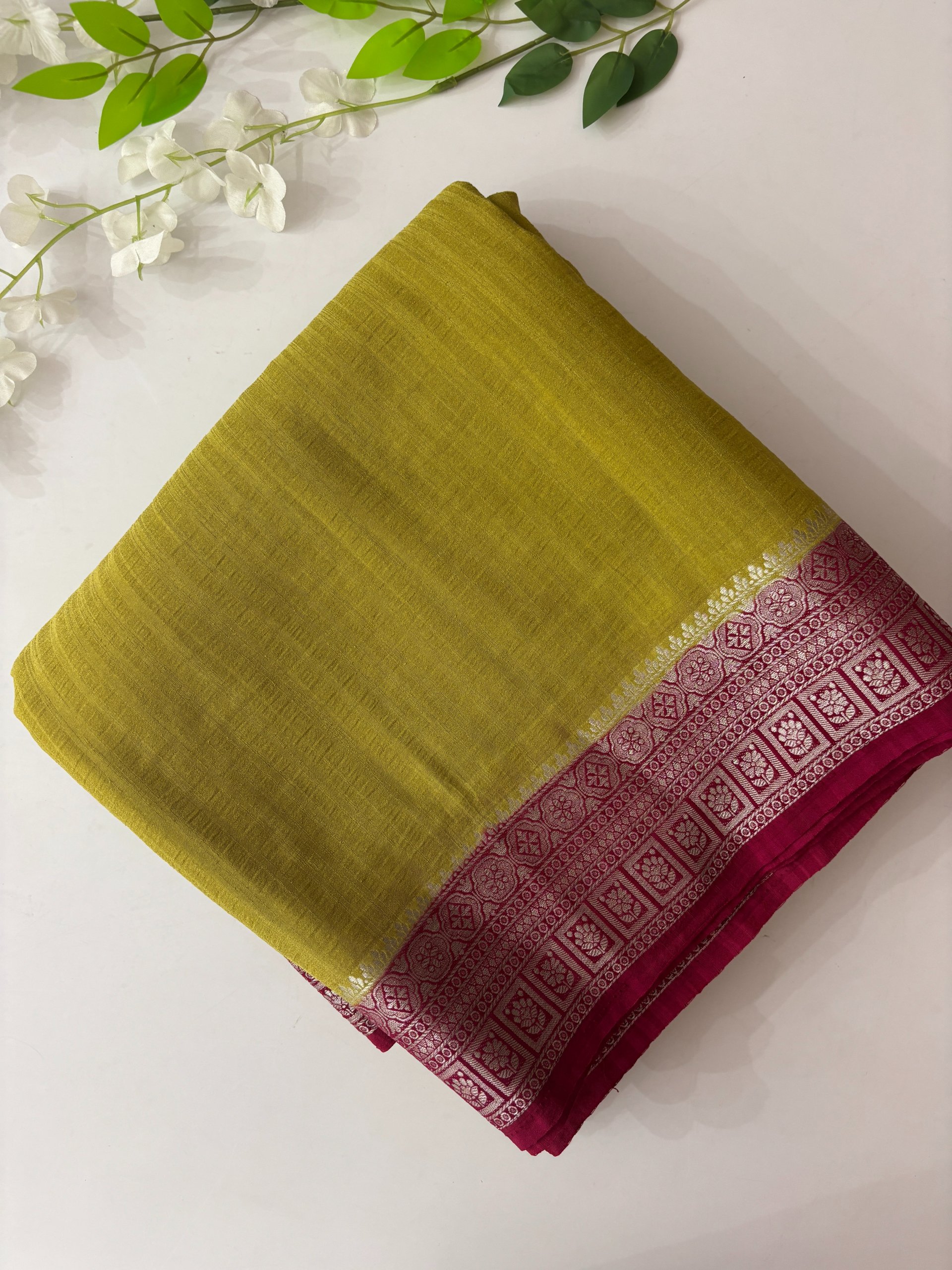 Parrot Green Banarasi Crush Georgette Saree