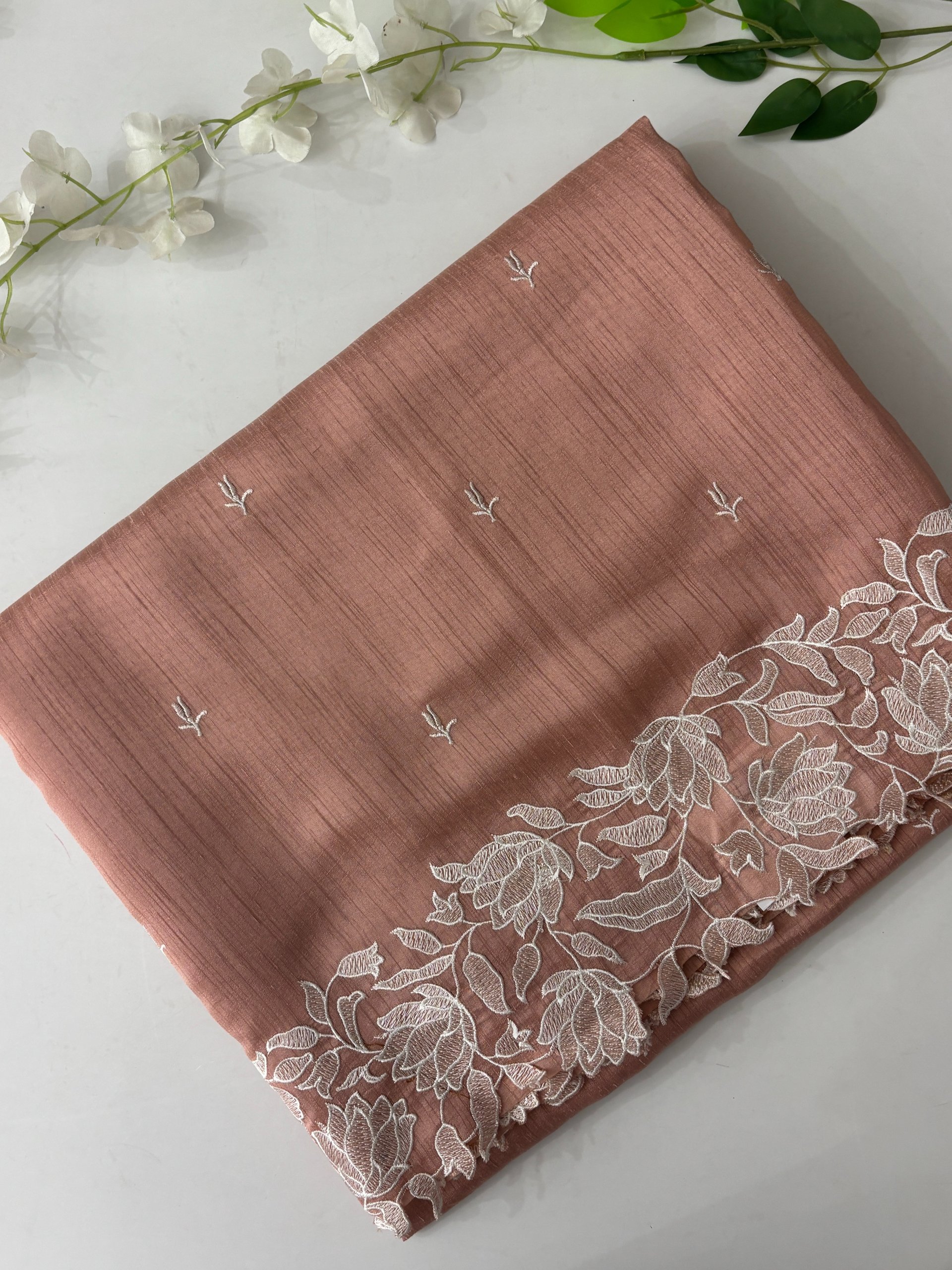 Light Peach Semi Raw Silk Saree with Scalping Border