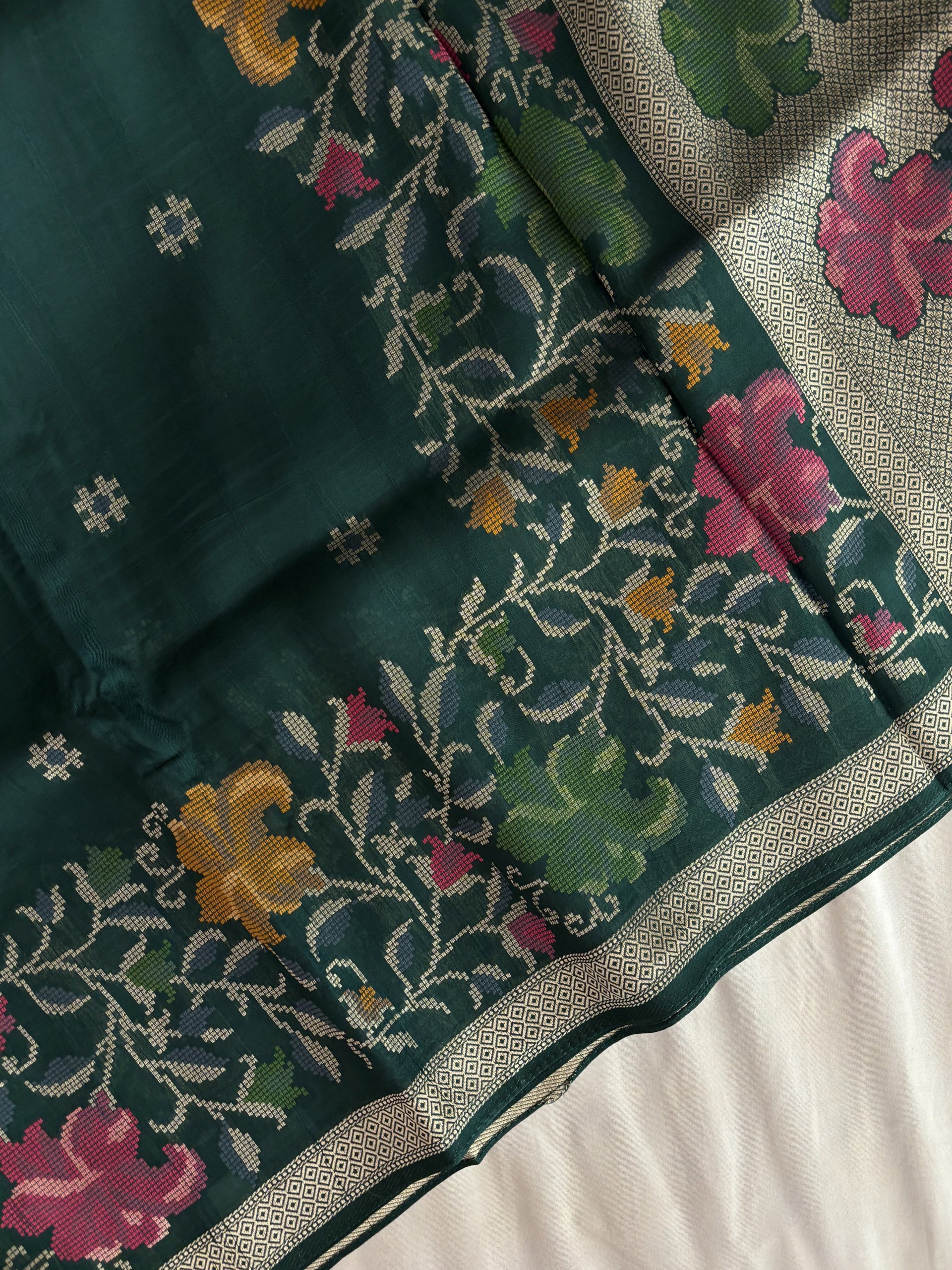 Green Banarasi Semi Tussar Silk Saree