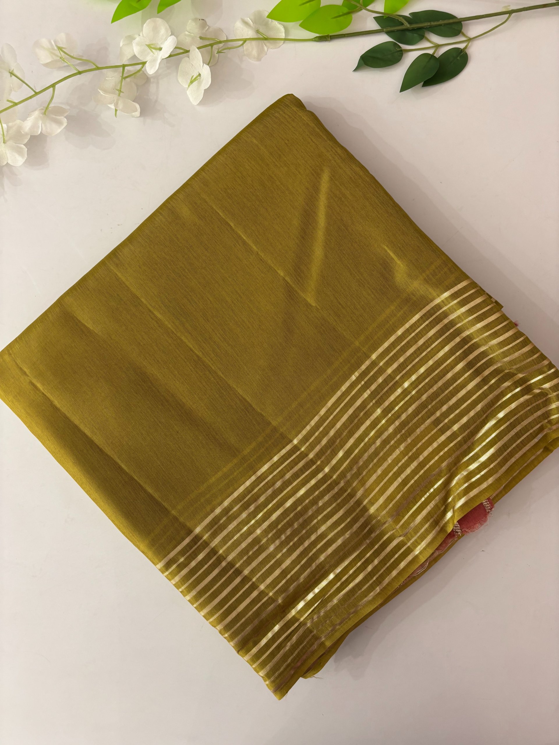 Dusty Parrot Banarasi Dola Silk Saree