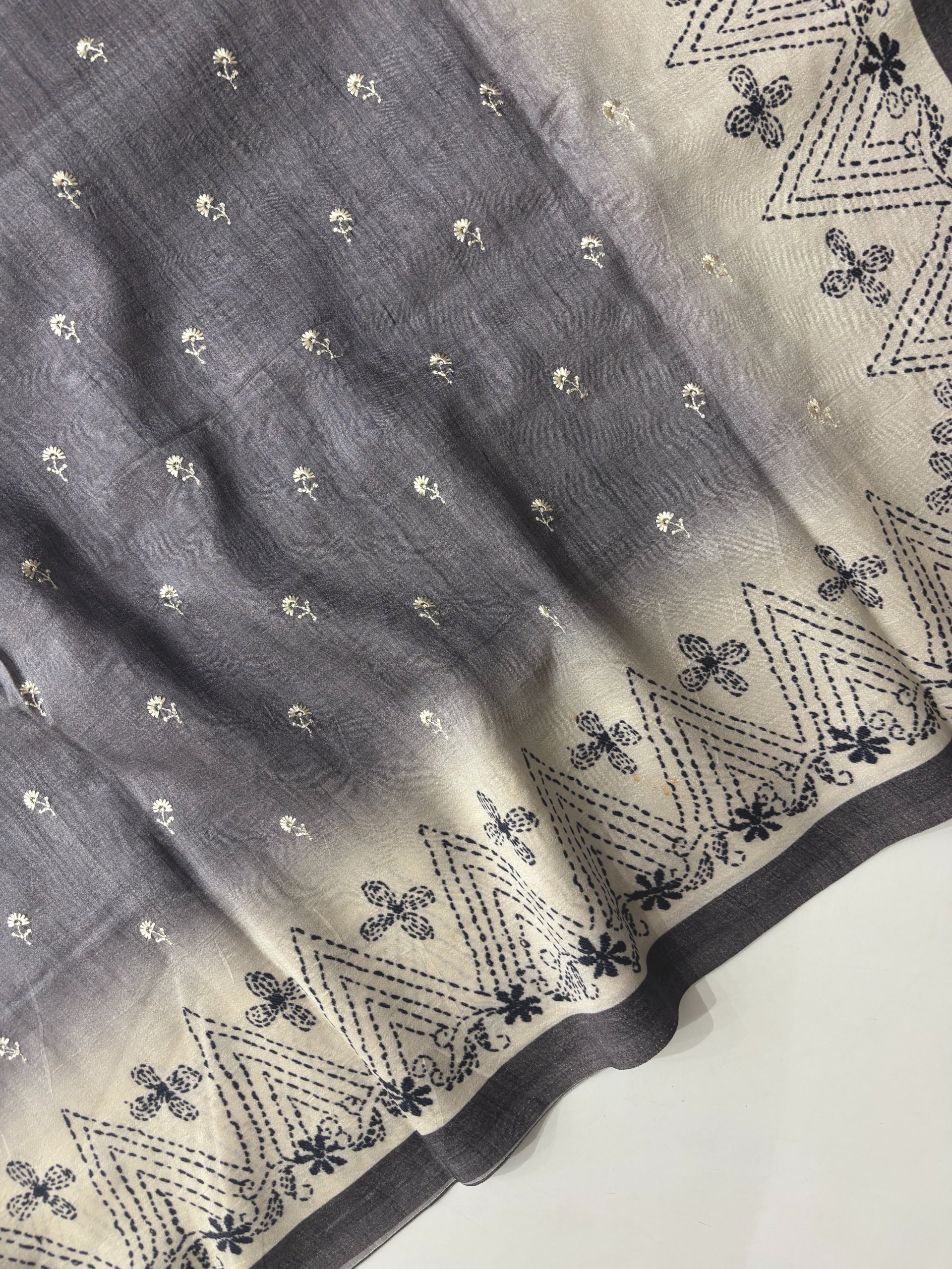 Grey Printed Chapa Tussar Silk Saree